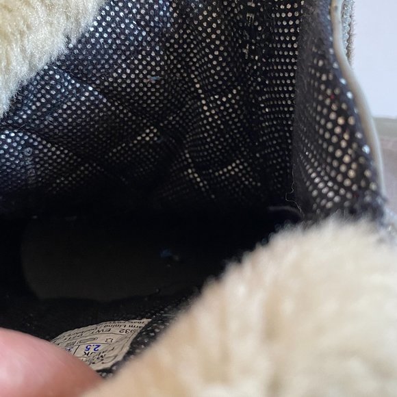Columbia girl's size 3 omni-heat lined winter boots w/ front zipper in grey EUC - Picture 10 of 11